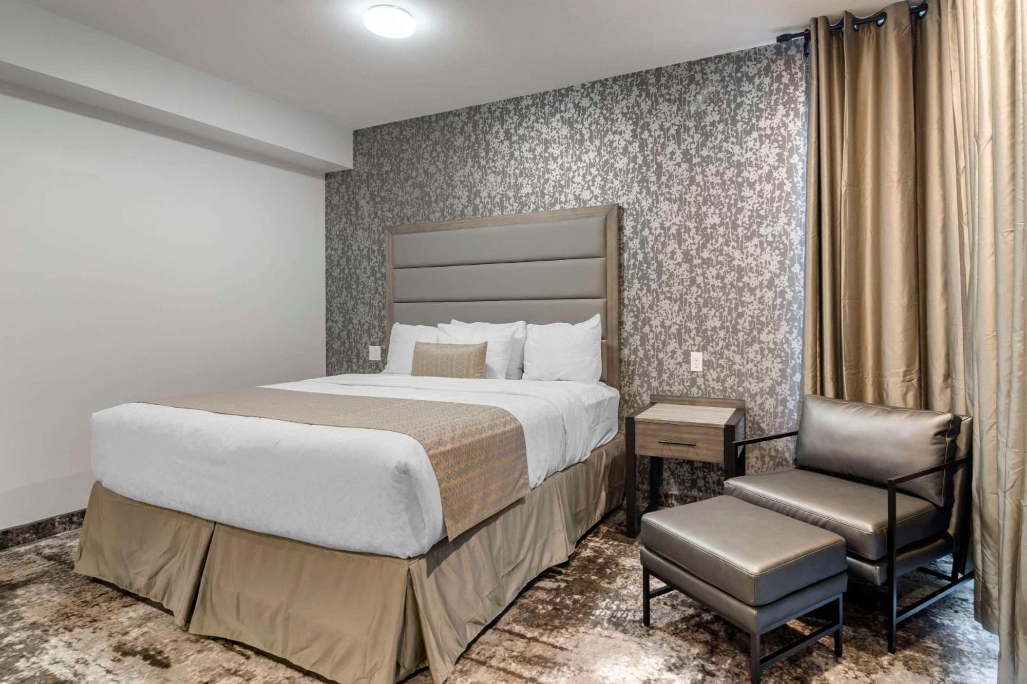 The Hue Hotel, Ascend Hotel Collection 坎卢普斯 外观 照片